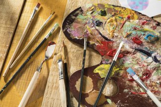 Peinture et pinceaux pour les professionnels