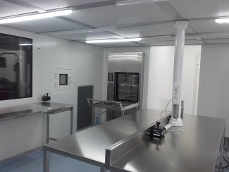 Salle propre ISO5 avec système de filtration